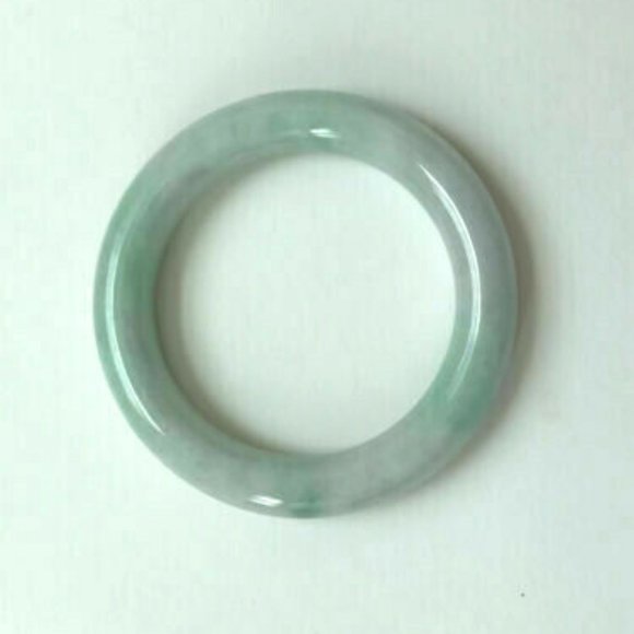 White Light Green Round Natural Jade Bangle Bracelet 57 mm diameter Heavy JH2 - Picture 5 of 6